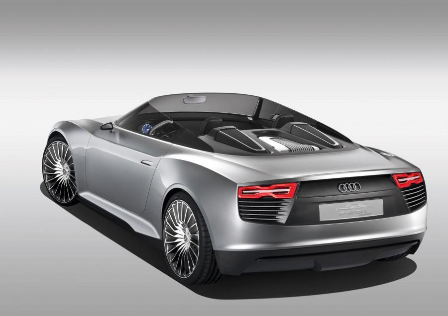  Audi e-Tron Detroit Showcar 2010 года  (фото 14 из 109)